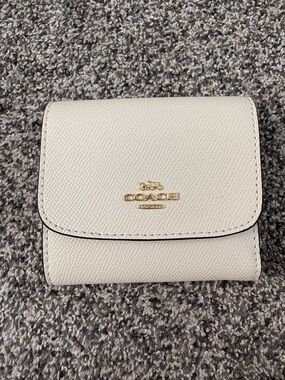 Coach Cream Leather Compact Wallet with Gold Hardware